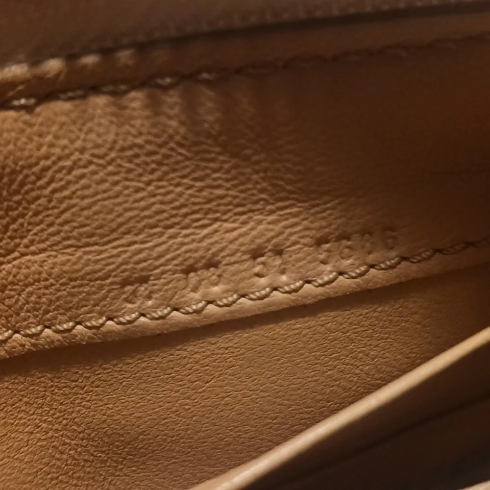 Chloé Paddington Wallet - Picture 13 of 17